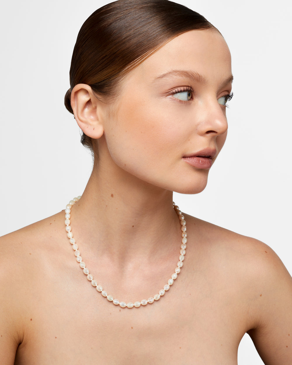 Zen Vertical Pearl Necklace
